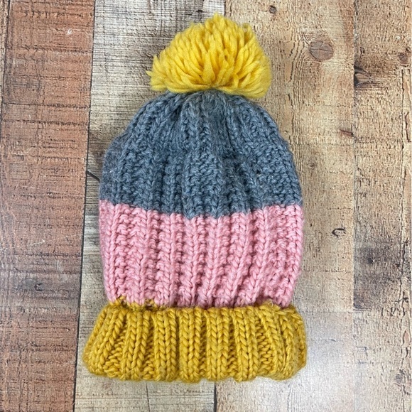 Chunky Knit Pom Fleece Lined Warm Winter Beanie Pastel Mustard Yellow Preppy - Picture 1 of 7